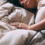 Scientists determine how many hours of sleep increases the risk of heart disease